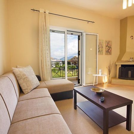 Ntina'S House Apartment Karavomylos Ngoại thất bức ảnh